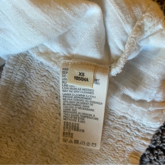 White Linen Smocked Free People button down Long sleeve Crop Top / Blouse XS - Picture 2 of 6